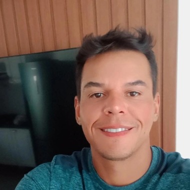 Técnico Mecânico Industrial. MOTORISTA AD.