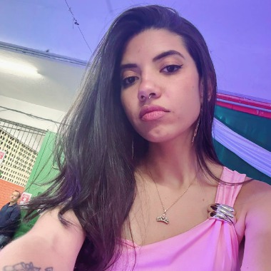 Escritora e professora de Língua Portuguesa