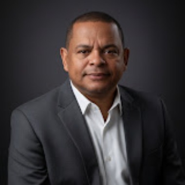 ADVOGADO, JORNALISTA, ESCRITOR