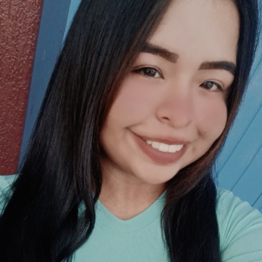 Estudante de Enfermagem | Assistente Virtual iniciante | Canva e Digitação