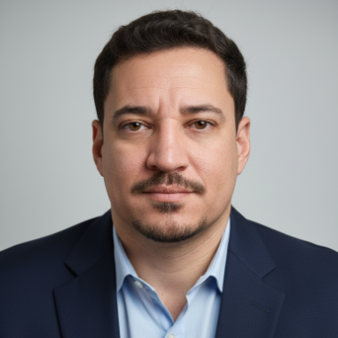 Analista de Sistemas, mkt, automação, editor de video, design gráfico, desenvolvimento de sites
