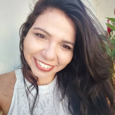 Arquiteta com especialidade em Design de Interiores