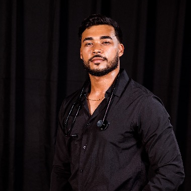 Especialista em IA, textos e marketing digital