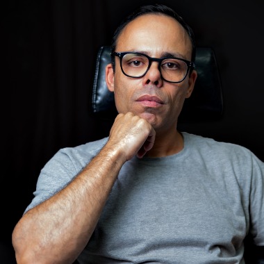 Performance Marketing Specialist | Paid Traffic | Meta & Google Ads | Strategic Communication