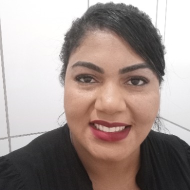 Designer de Social Media | Criação de Posts Criativos e Engajadores no Canva