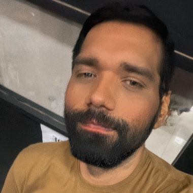 Especialista em Licitações e Contratos