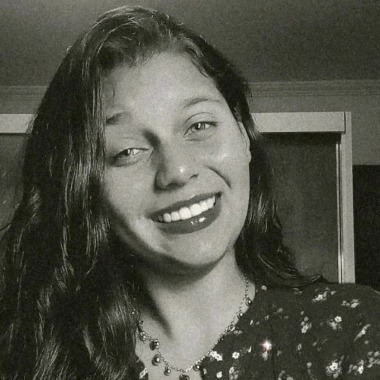 Auxilarn Administrativo e Marketing