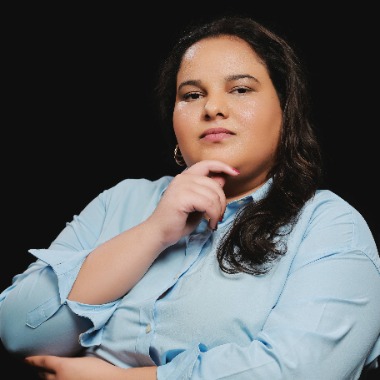 Gestão financeira e revisão de textos