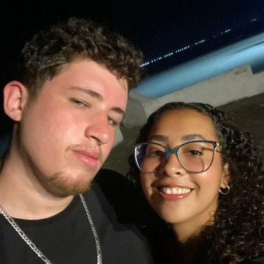 Especialista em lançamento de notas fiscais ,em informática e concertos.