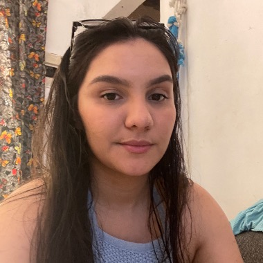 Gerente , operadora de caixa , operadora de loja ,,…