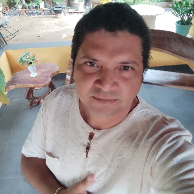 Programador, desemvolvedor web , automação n8n  , app mobile , descktop , sites , ecommerce