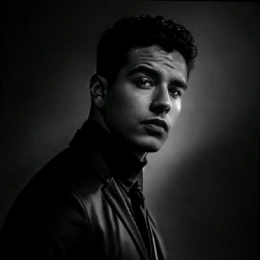 Designer Gráfico Pleno | Especialista em Identidade Visual