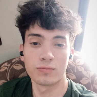 Faço qualquer serviço pelo um preço justo, onhecimento em escrita, e criação de roteiro