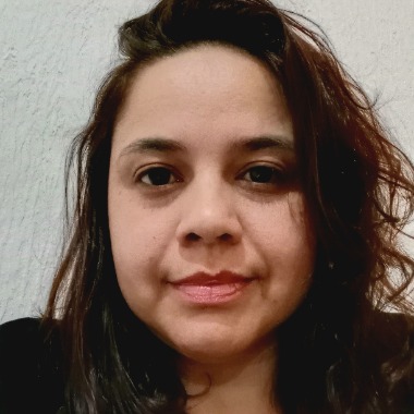 Psicóloga/ Revisão de artigos