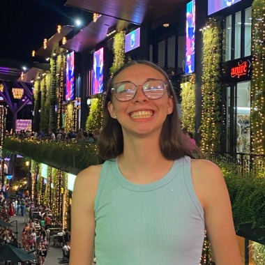 Social midia and designer graphic