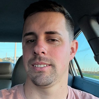 Interessado e disposto a aprender novas abilidades