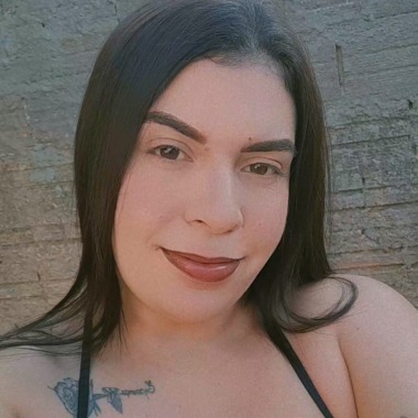 Trabalho com digitação, tradução e atendimento ao cliente