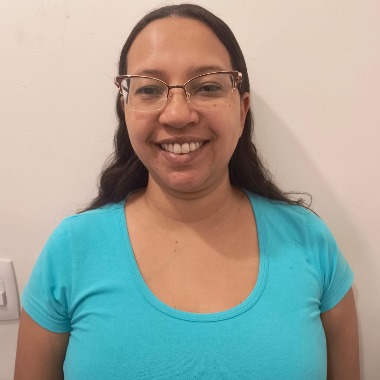 Garçonete - monitora - ajudante de cozinha